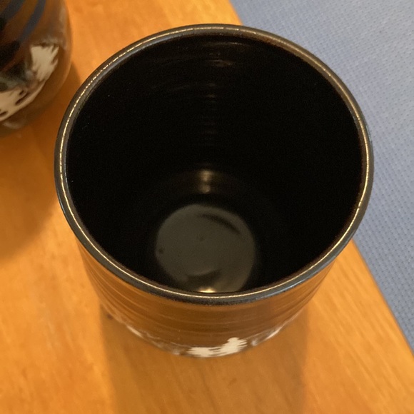 Pair of ceramic cups / mugs - Picture 2 of 3